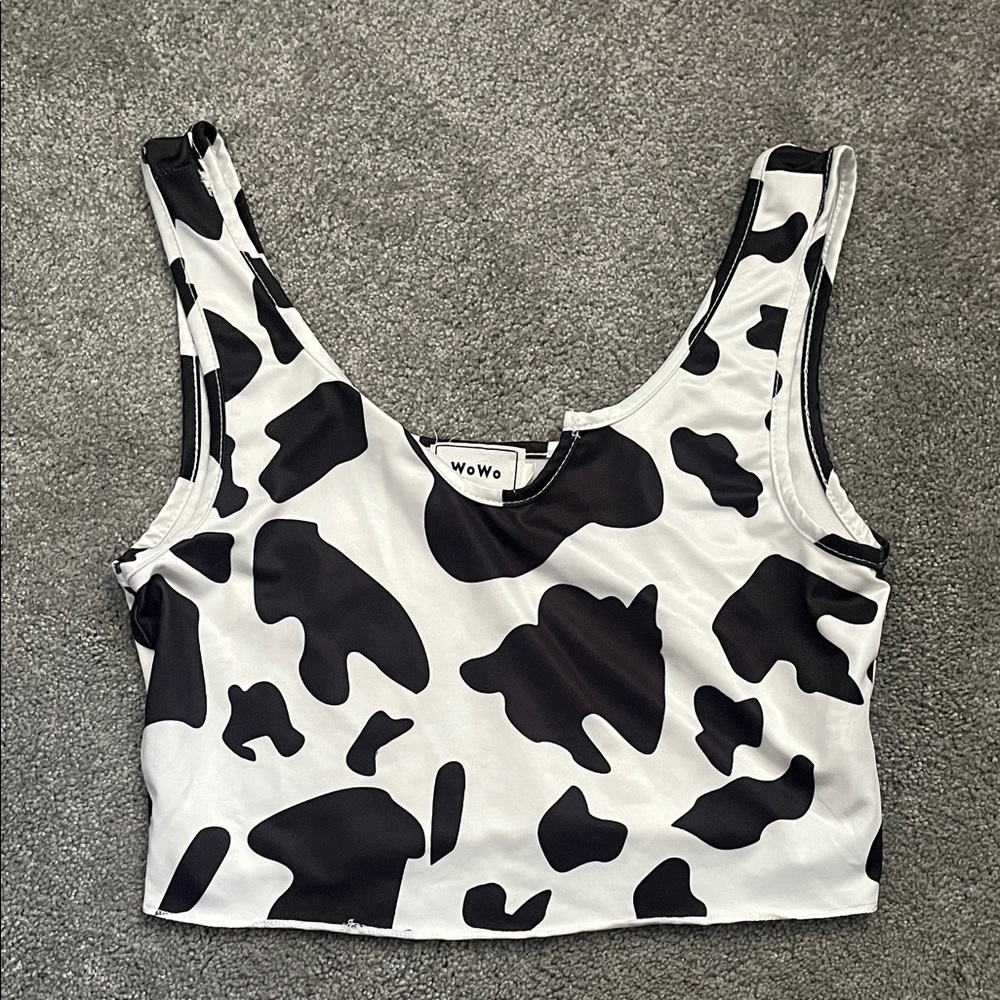 WoWo Black and White Cow Print Crop Top Size Medium